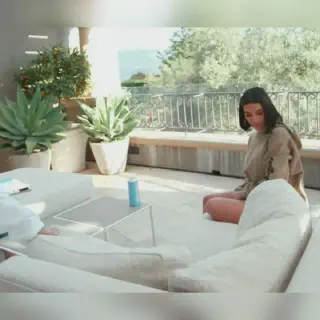 /img/24209-kourtney-tarantula-future.webp