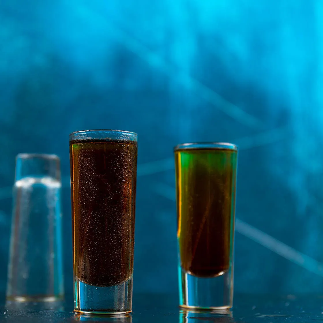 24340 blue tequila tarantula served